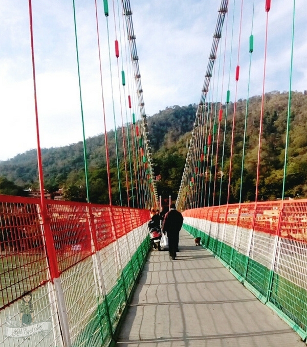 Lakshman Jhula Rishikesh - Lakshman Jhula Image - Lakshman Jhula Bridge