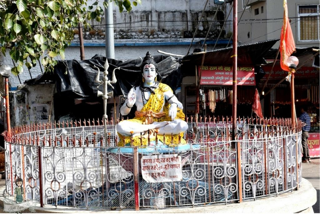 Shiva Round About Lakshman Jhula