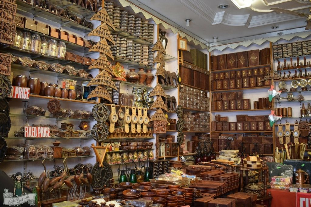 Wooden Handicrafts Shop Lakshman Jhula