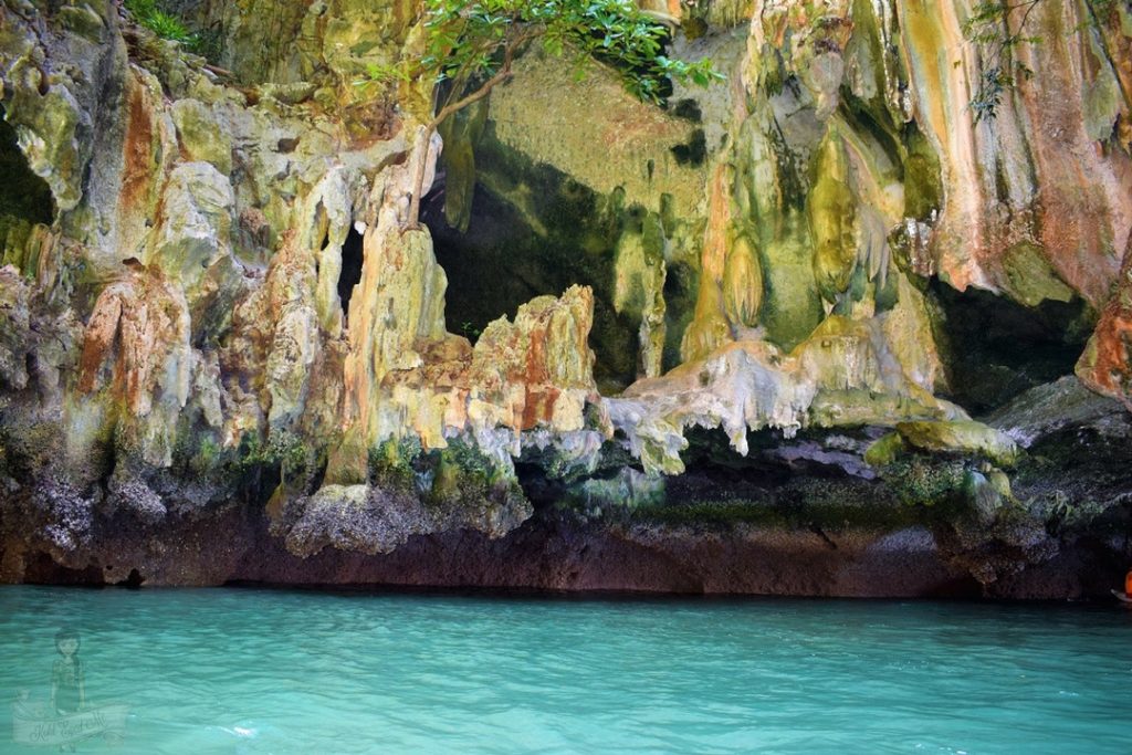 Honeymoon Cave - Hong Island