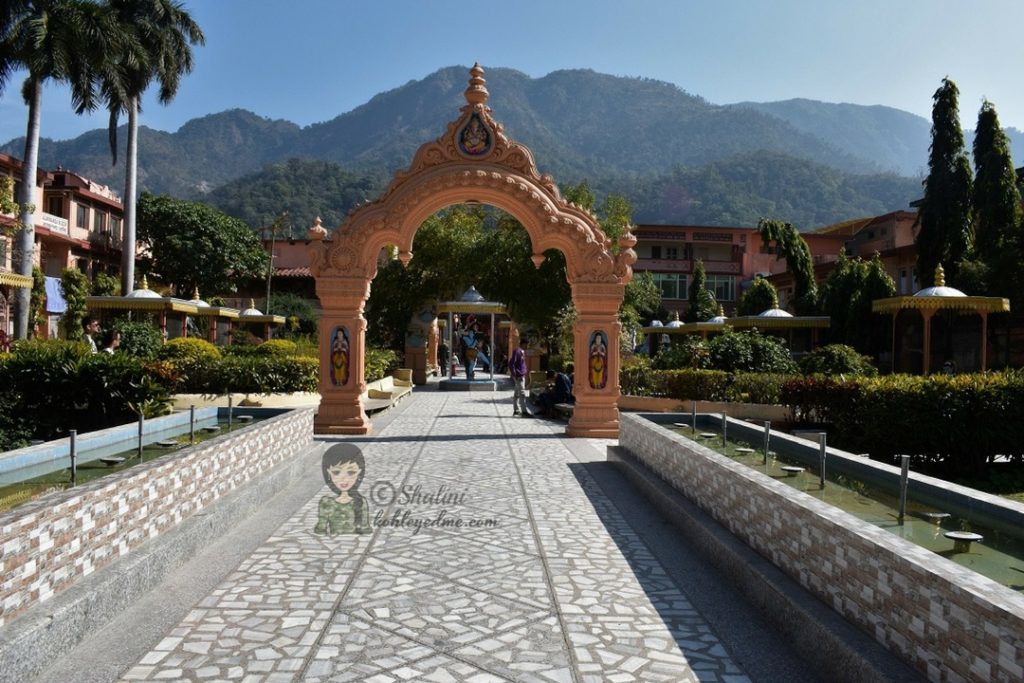 Paramarth Niketn Ashram Rishikesh